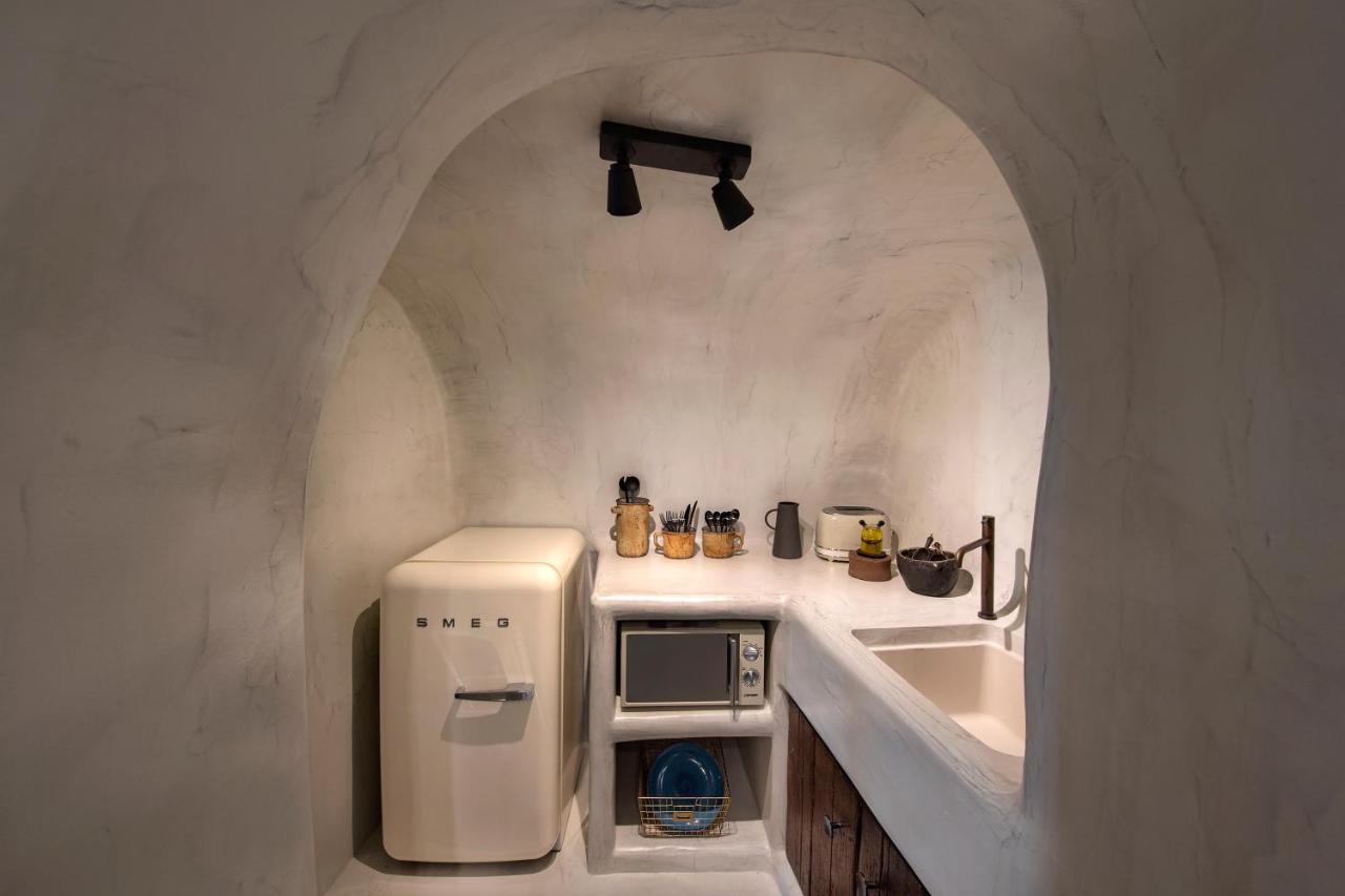 Satori Caves By Thireon Villa Oia  Bagian luar foto